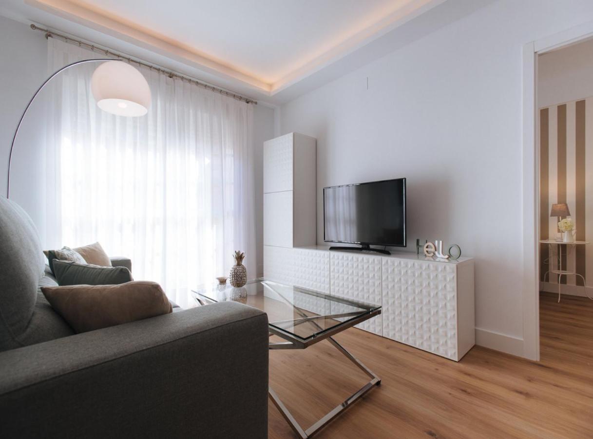 Azahares Suite Apartment Seville Ngoại thất bức ảnh