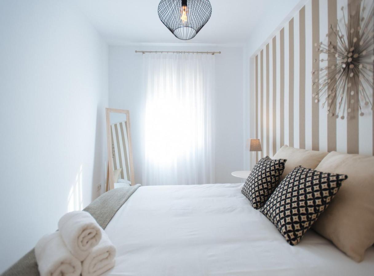 Azahares Suite Apartment Seville Ngoại thất bức ảnh